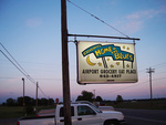 2007-04-27 No. 106 Airport Grocery Eat Place-Cleveland MS by John M. Shaw