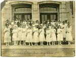 Graduating class, Memphis Elementary School, Cleveland, Ohio, 1916