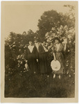 Mose and Beulah Vosse with friends, 1920
