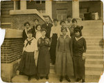 West Tennessee State Normal School, Professor Loggins and students, circa 1916
