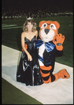 Miss Tennessee Kellye Cash with Pouncer, c. 1986